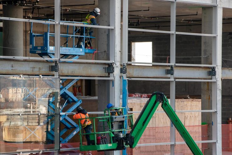 Explore Modern Hydraulic Lift Benefits: Guide to New Technology